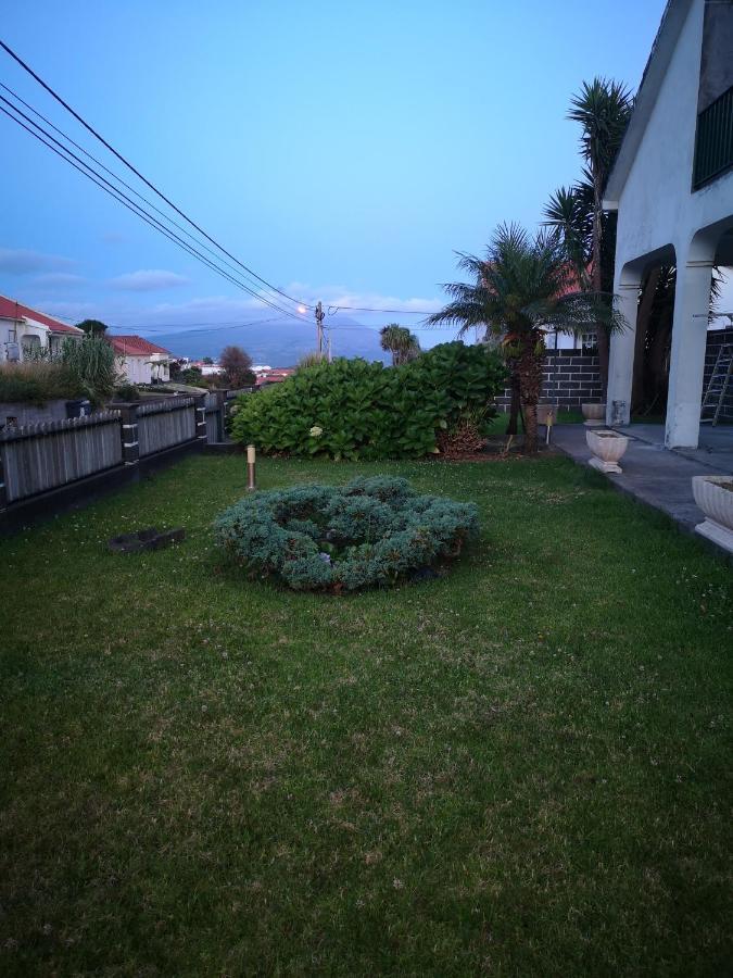 Ferienwohnung Casinha Das Hortensias Horta  Exterior foto